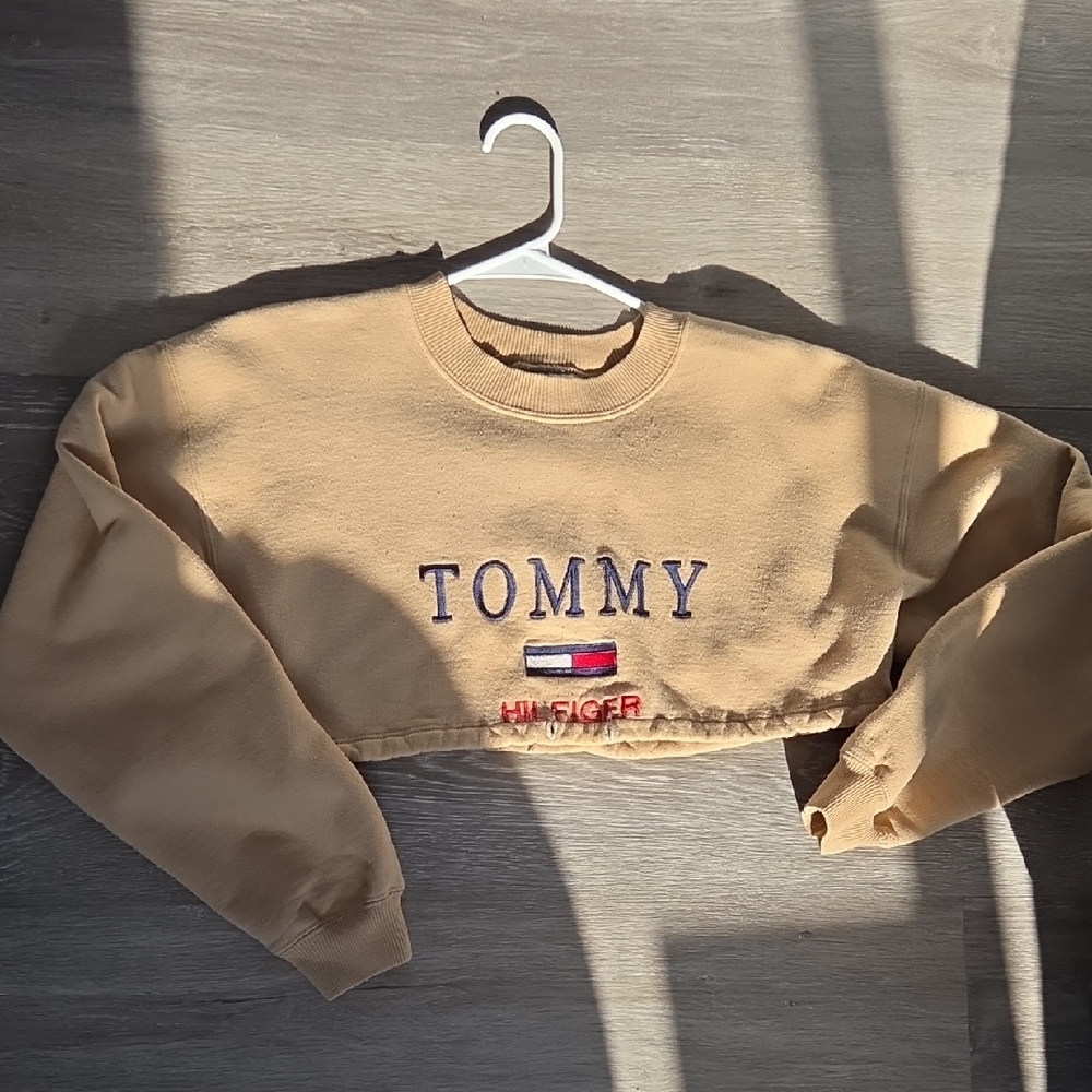 Tommy Hilfiger Tan Crew Neck Sweater Casual Style